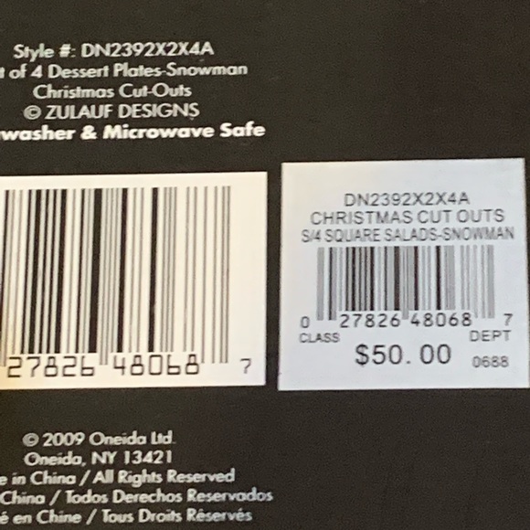 Adorable Christmas Dessert Plates- Set of 4- Brand New! - Picture 3 of 7